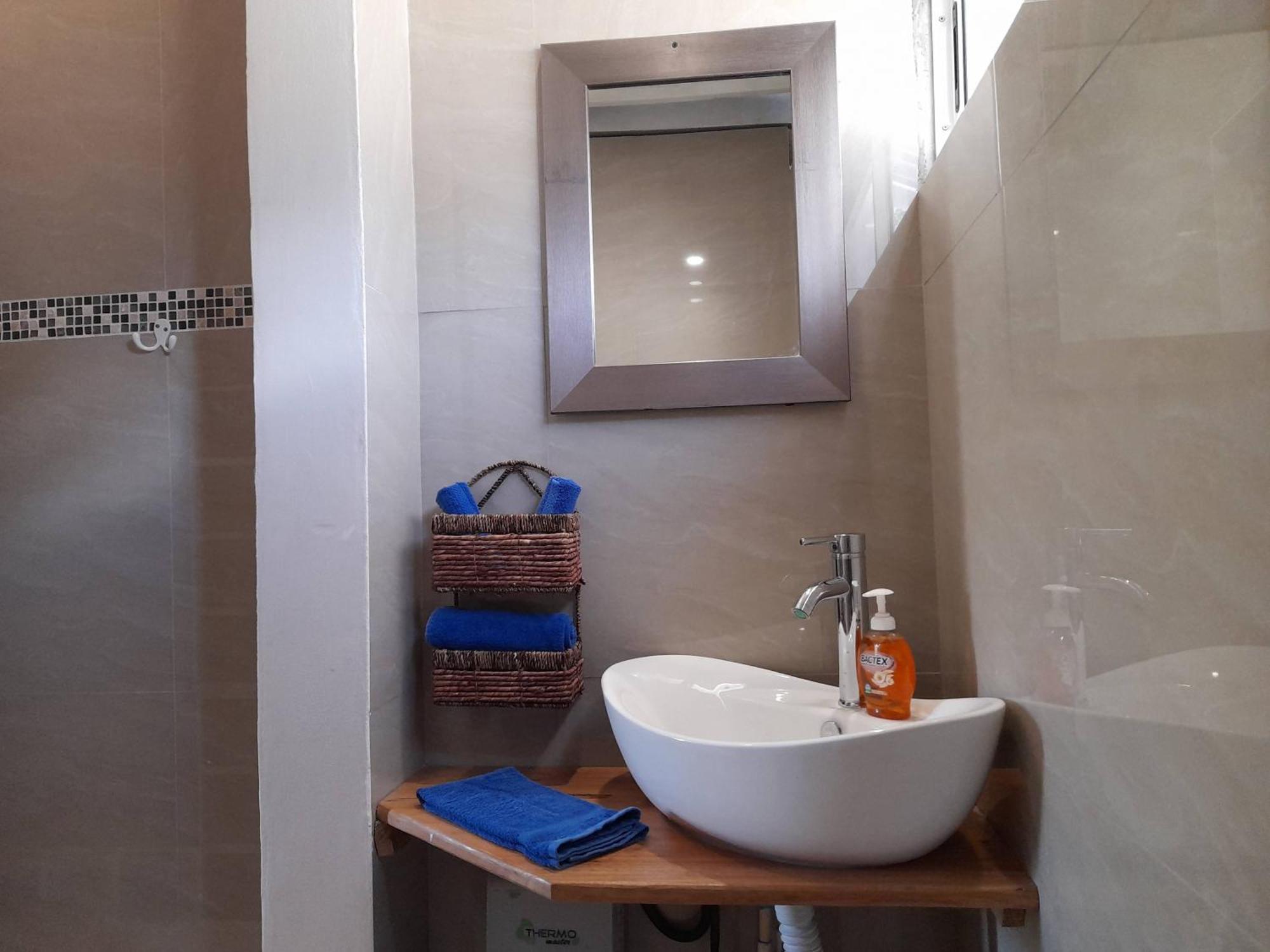 Casa Blanca Beachfront House With Shared Pool Access Pangea Lodge マンサニージョ エクステリア 写真