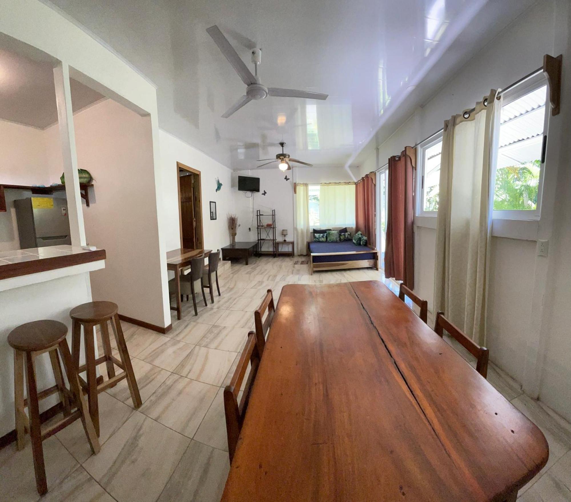 Casa Blanca Beachfront House With Shared Pool Access Pangea Lodge マンサニージョ エクステリア 写真