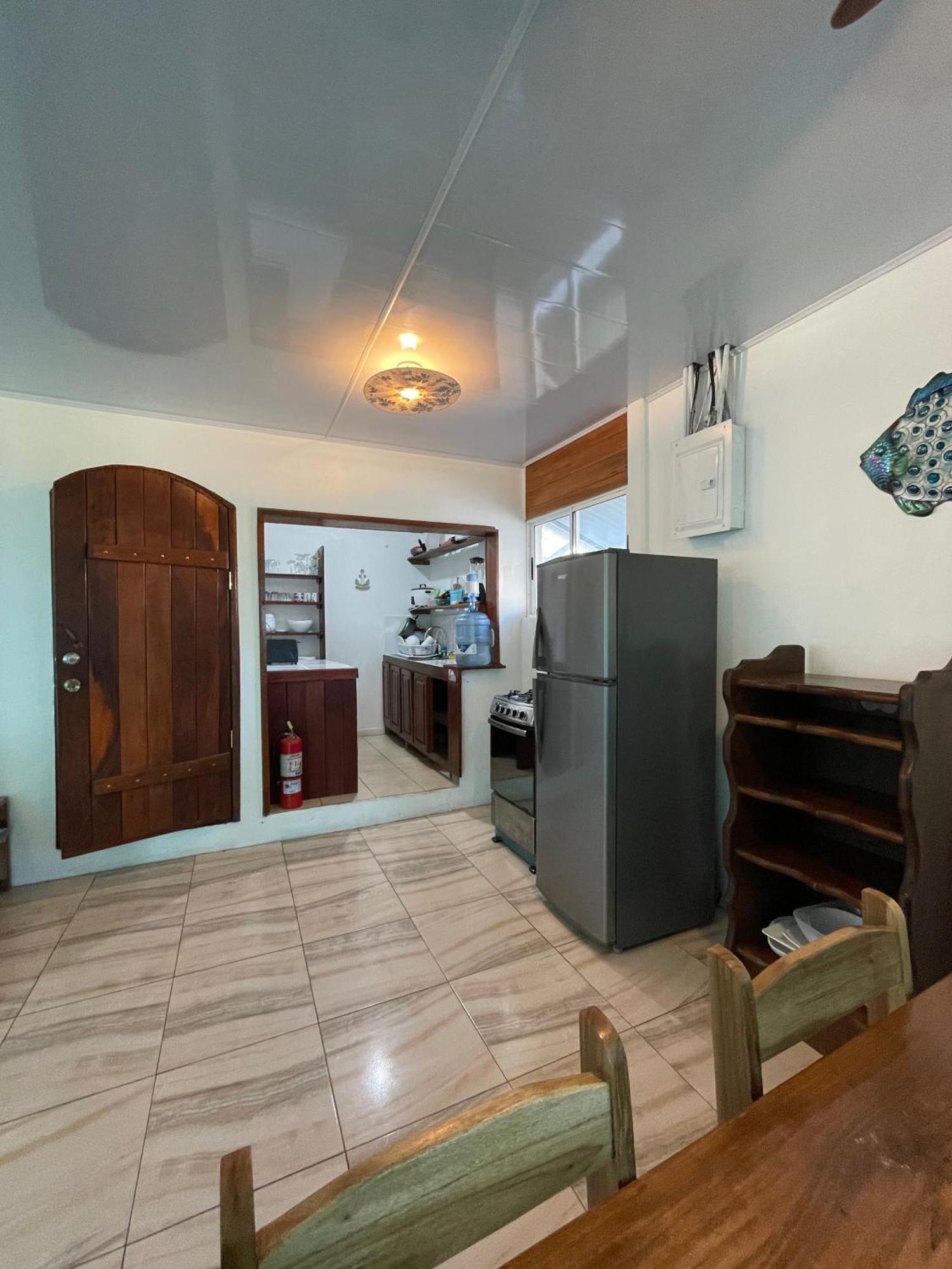 Casa Blanca Beachfront House With Shared Pool Access Pangea Lodge マンサニージョ エクステリア 写真